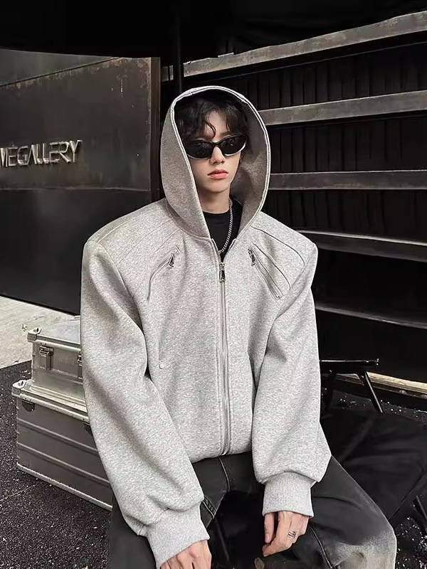 男性用のミニマリストな 3D デコンストラクトな廊下型フード付きジャケット、秋冬、高級デザインのメタリック カーディガン スウェットシャツ、ショート スタイル。