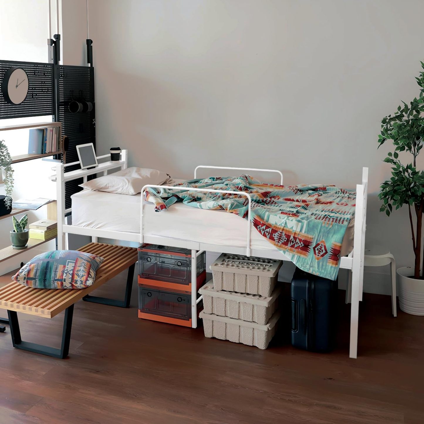 DEWEL ベッドフレーム パイプベッド シングル 2口コンセント付き 宮付き 高さ52cm ロフトベッド ロータイプ ハイタイプ スチール 長さ203×幅98.5 耐荷重200kg サイドガード 大人用/子供用 シングル