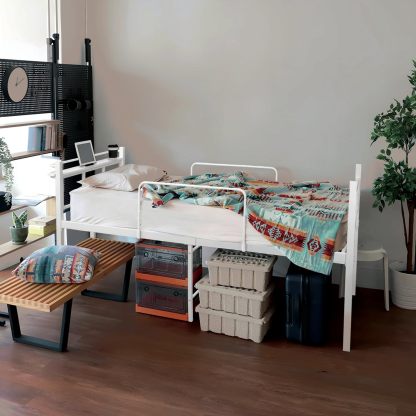 DEWEL ベッドフレーム パイプベッド シングル 2口コンセント付き 宮付き 高さ52cm ロフトベッド ロータイプ ハイタイプ スチール 長さ203×幅98.5 耐荷重200kg サイドガード 大人用/子供用 シングル