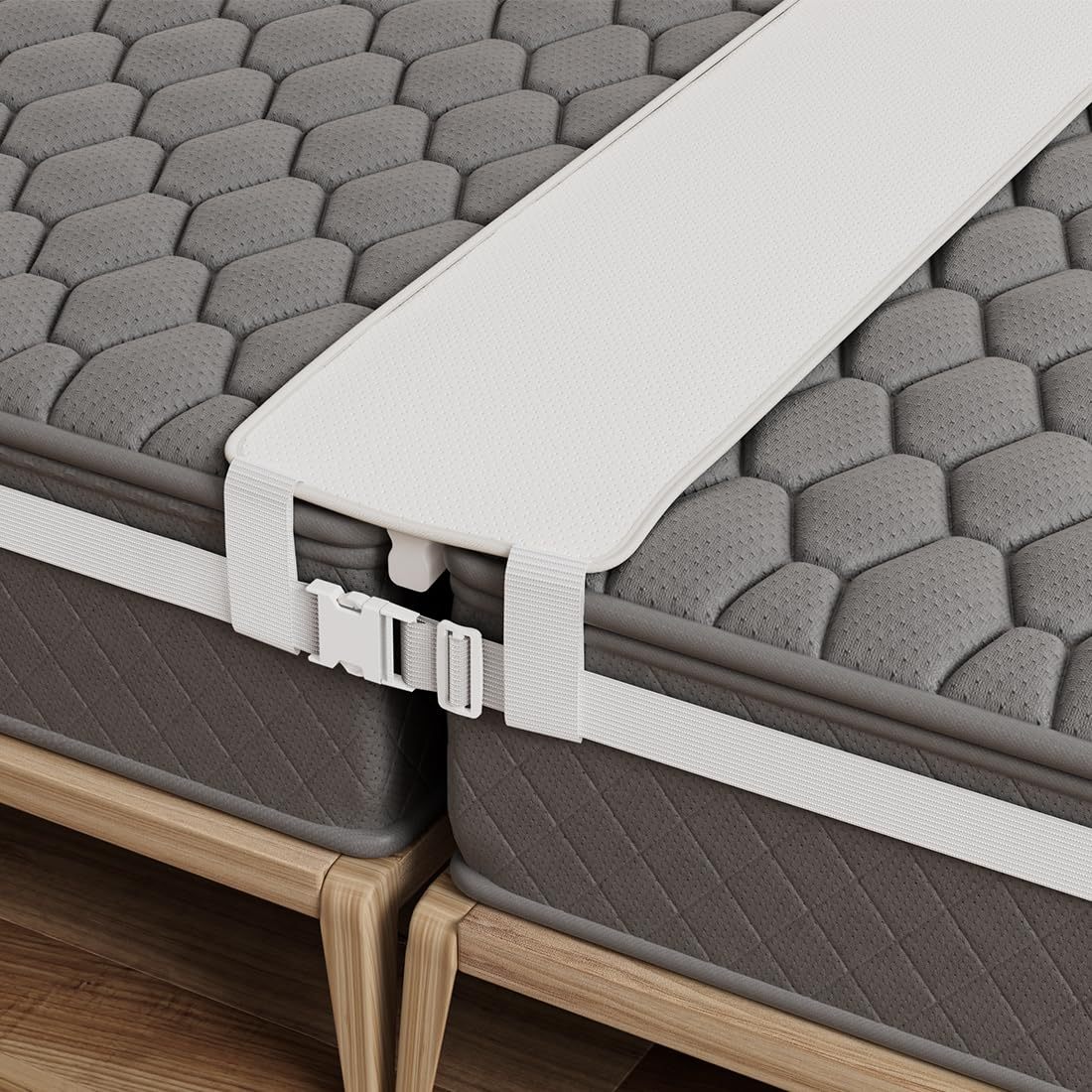 DEWEL すきまパッド マットレスバンド ベッド 固定ベルト 連結ベルト10m パッド幅30cm 隙間埋め マットレス用 すきまスペーサー すきま防止 ズレ防止 連結 隙間 バンド マットレス用隙間パッド ズレ防止 197*30*7cm ホワイト 日本語取付説明書付き