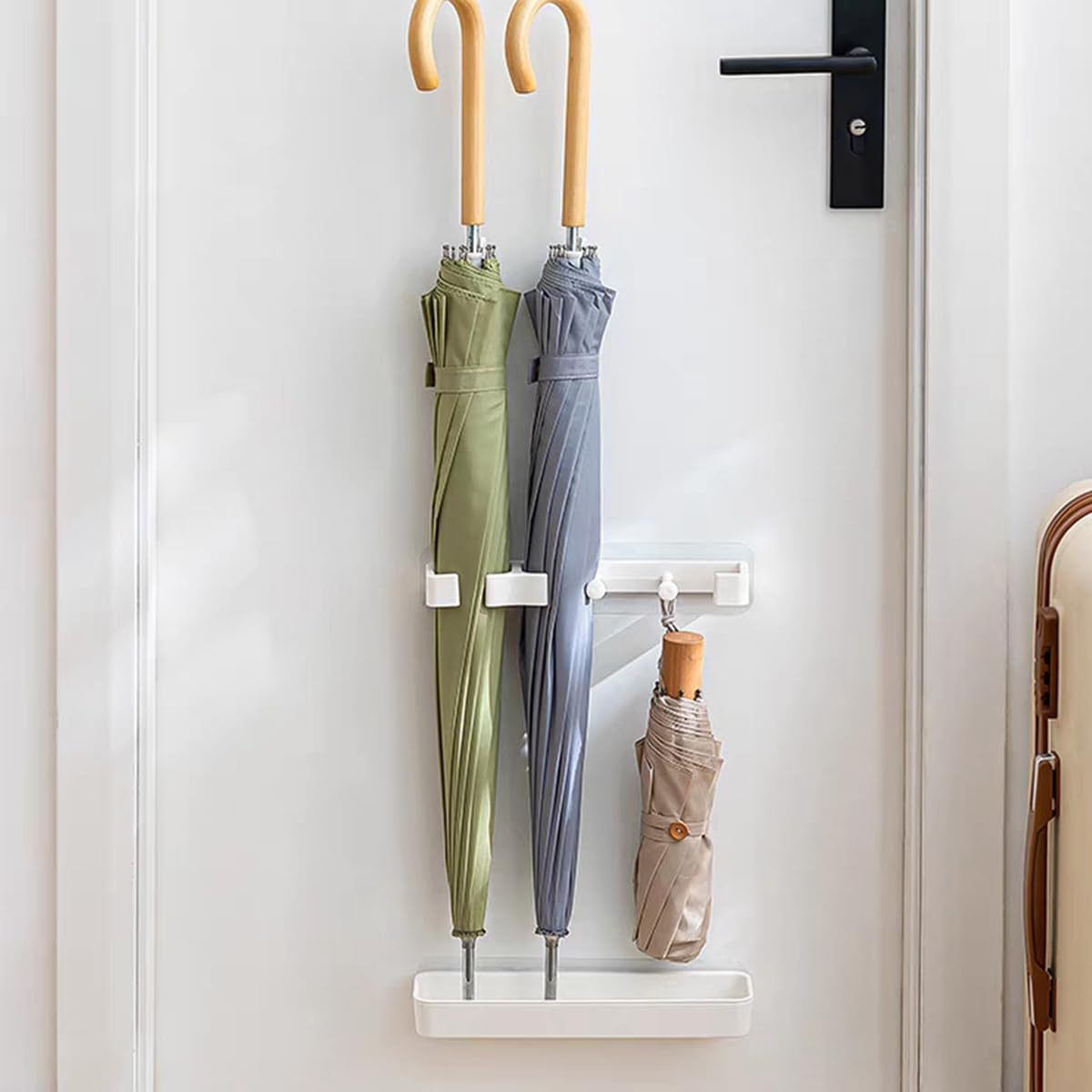 傘立て かさたて DEWEL 長傘/折り畳み傘収納 スリム おしゃれ 玄関収納 省スペース アンブレラスタンド かさラック レインラック 傘置き 粘着テープ付き
