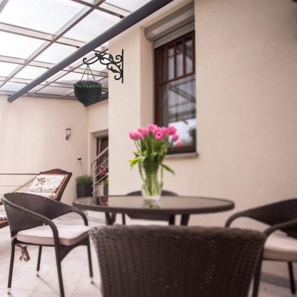 DEWEL プランターフック 吊り下げ植物ブラケット 観葉植物吊り下げフック ハンギングフック プランターハンガー 庭用植物用ブラケット 手鍛造鉄 アンティーク 吊り下げ 壁面用フック 植物バスケットハンガー 鳥の餌箱 街路灯 飾り アイアンフック ウォールハンガー