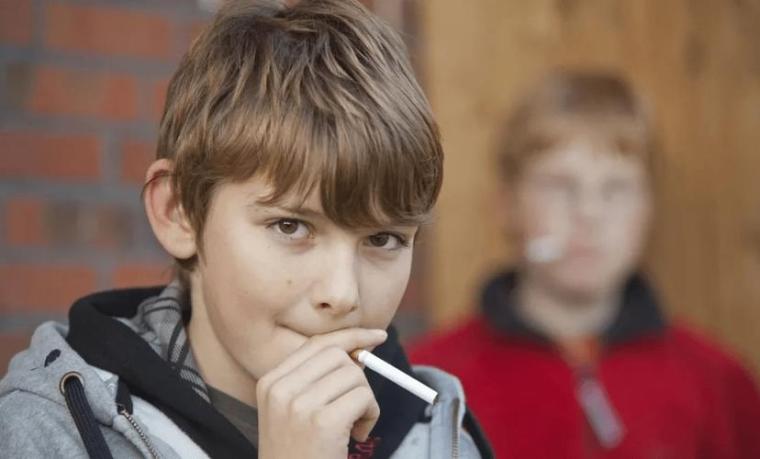 Vaping Slashes Youth Smoking Rates-Bili Vape