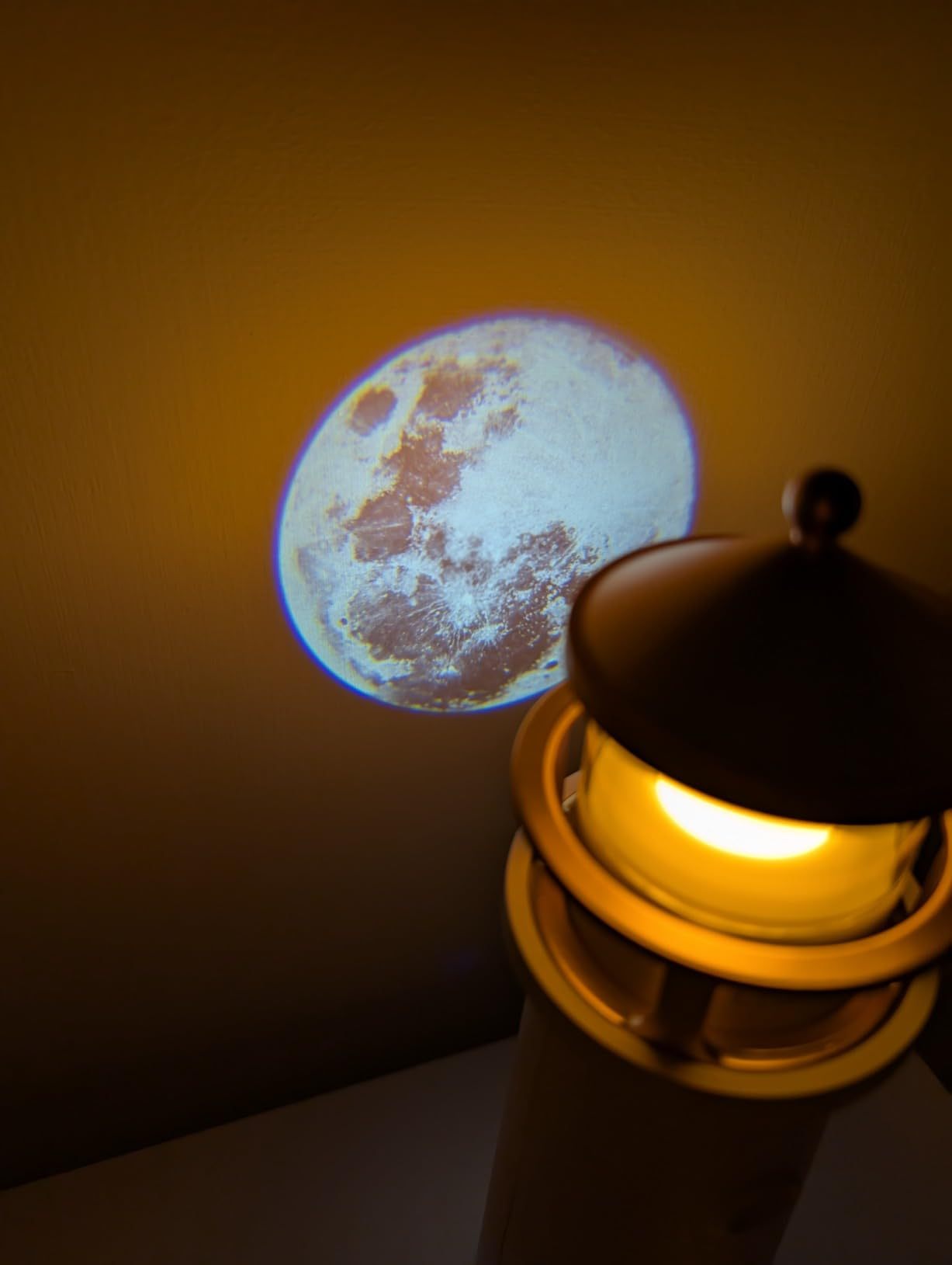 Lighthouse Luna Lamp