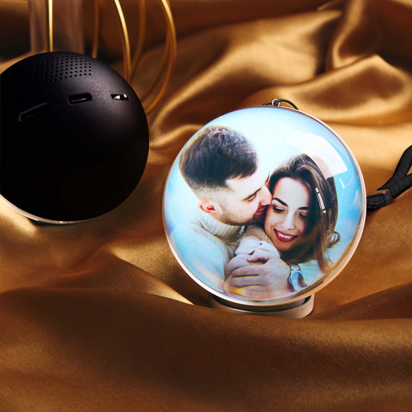Magic Crystal Ball Memory Orb Ball 2.7 Inch Crystal Video Sphere Player Personalized Uploadable Videos & Photos 3D Video Crystal Ball