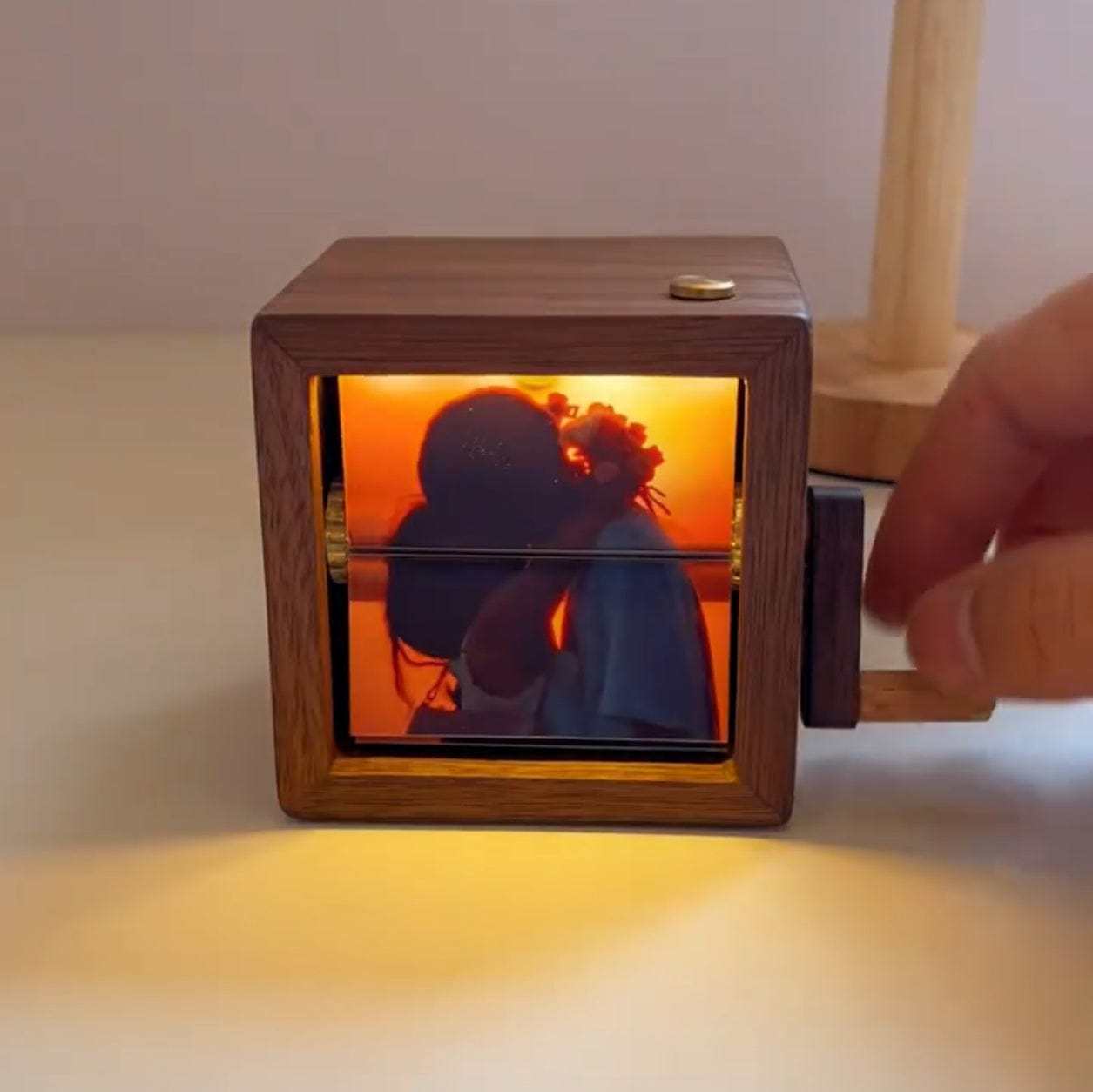 Custom Flip Book Frame Animation Machine Mechanical Hand Motion Photo Album Black Walnut Handicrafts Creative gift - Giftlab