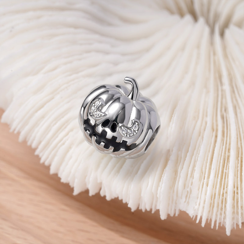 เสน่ห์ปีศาจฟักทอง image number 1