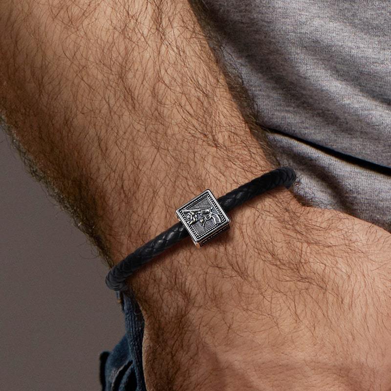 สร้อยข้อมือเสน่ห์ Gun & Rose image number 3