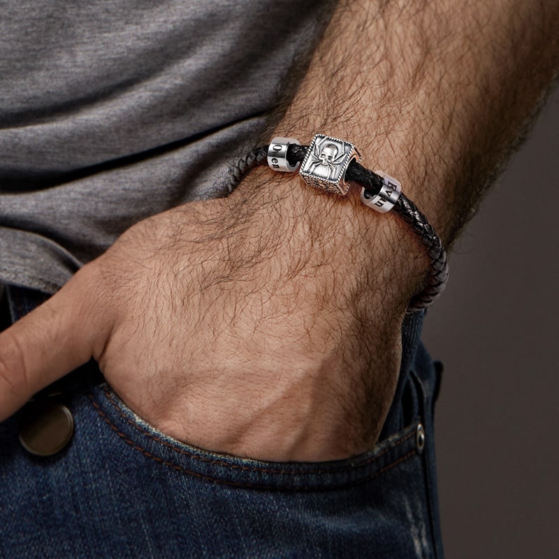 สร้อยข้อมือหัวกะโหลกแมงมุมและจี้แบบกำหนดเอง image number 2