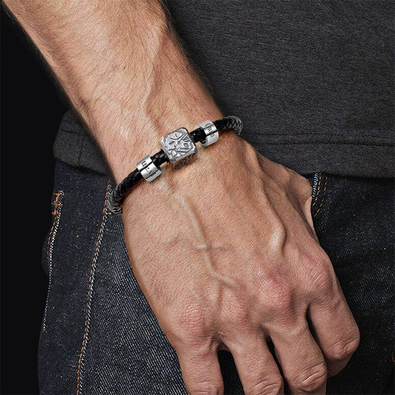 สร้อยข้อมือจี้ไดโนเสาร์ไทรเซราทอปส์และจี้แบบกำหนดเอง image number 5