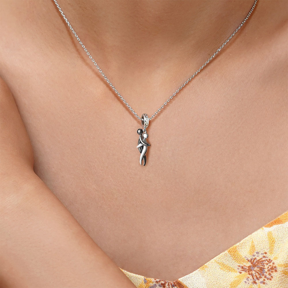 จี้คู่รักกอดกัน image number 6