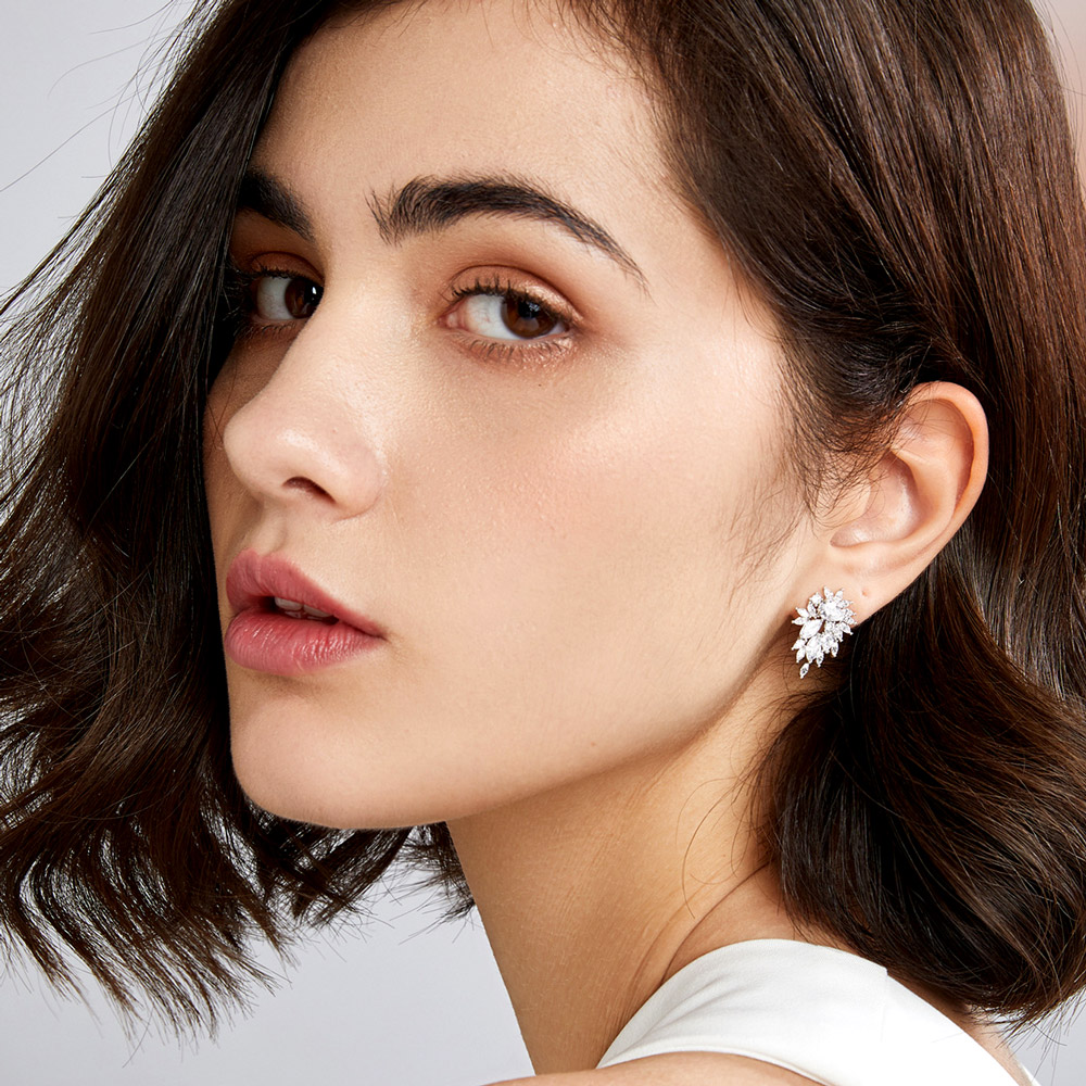 ต่างหูสตั๊ดแรงบันดาลใจจากดอกไม้ image number 2