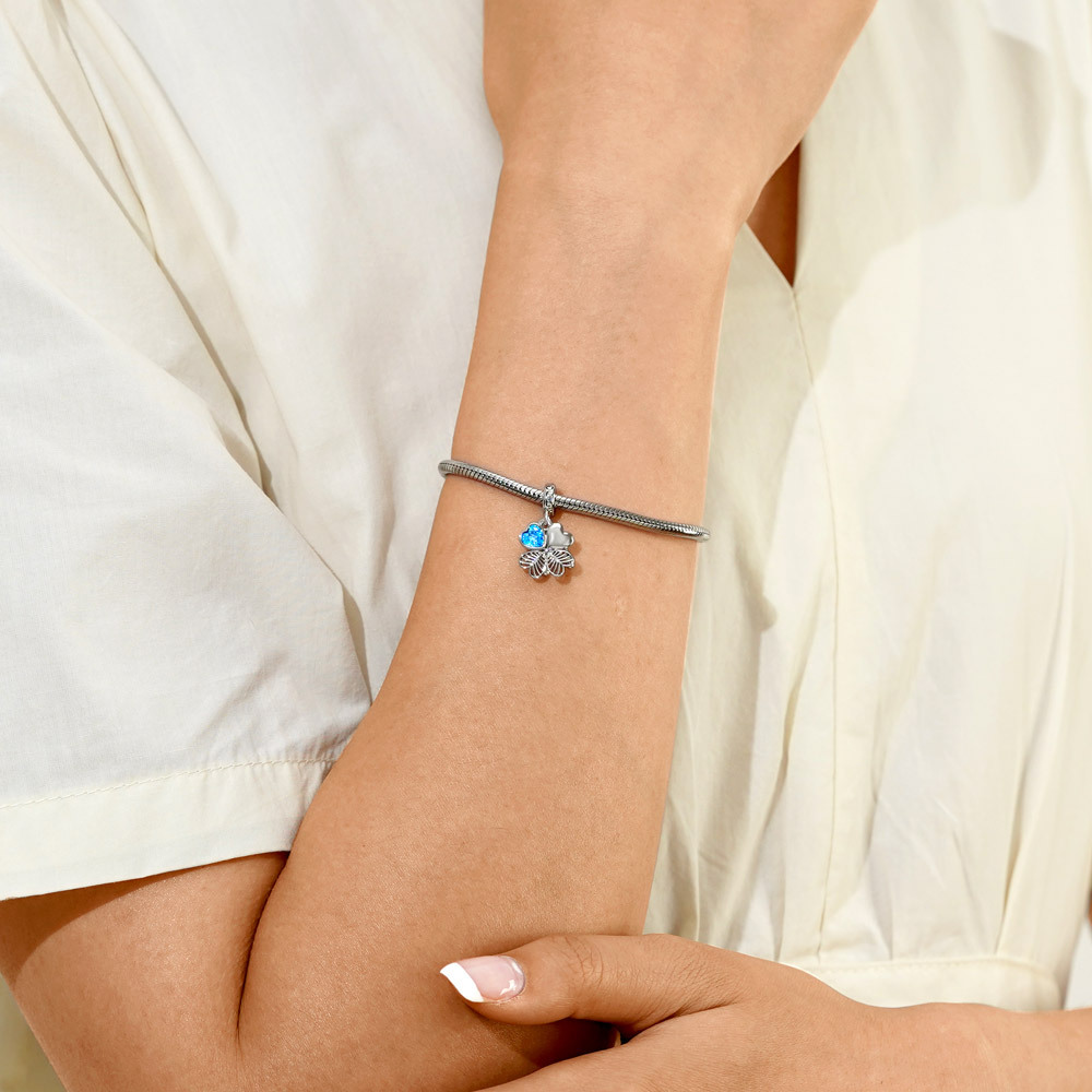 จี้รูปใบโคลเวอร์และกระดูกไก่ image number 4