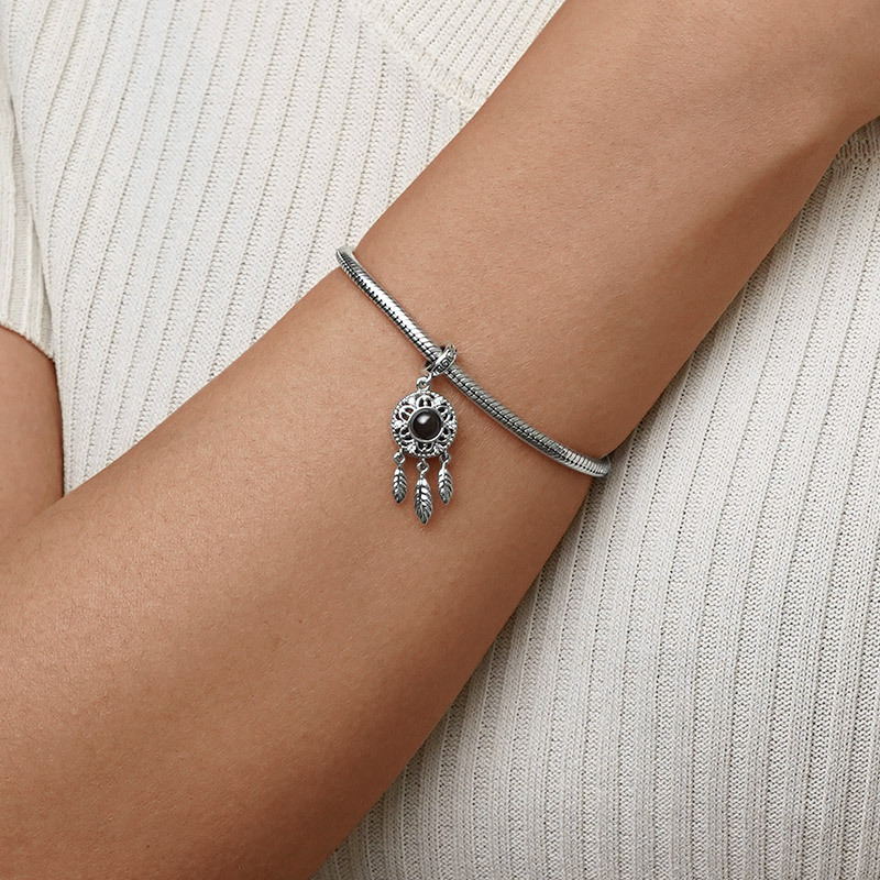 

จี้รูปภาพตาข่ายดักฝันแบบฉายภาพ image number 4