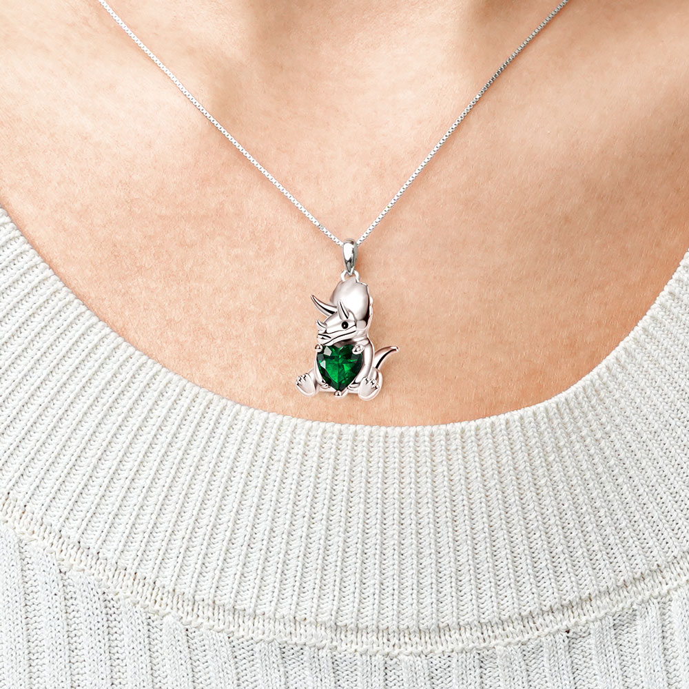 สร้อยคอไดโนเสาร์ไทรเซราทอปส์ image number 3