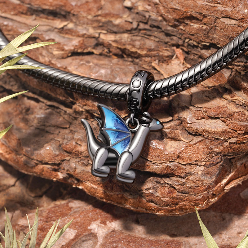 จี้มังกรดำขนาดเล็ก image number 2