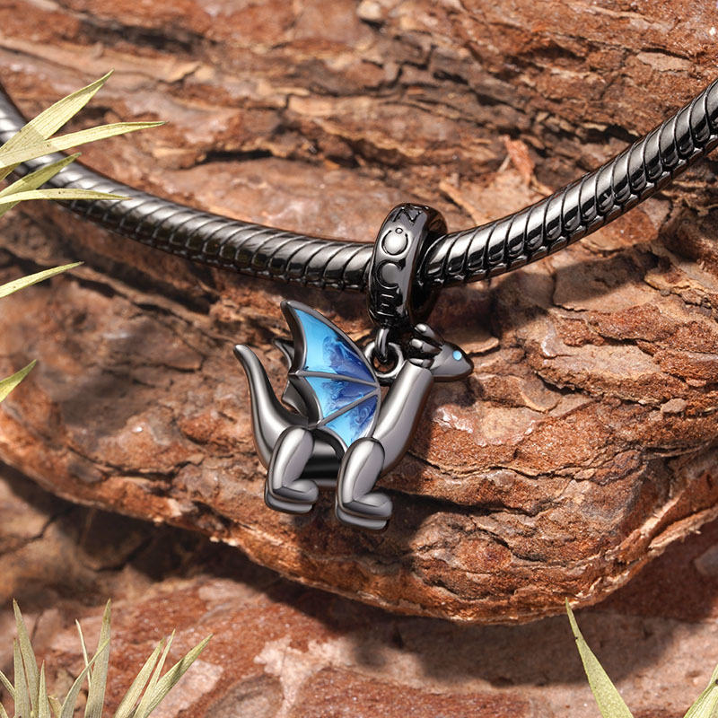 จี้มังกรดำขนาดเล็ก image number 2