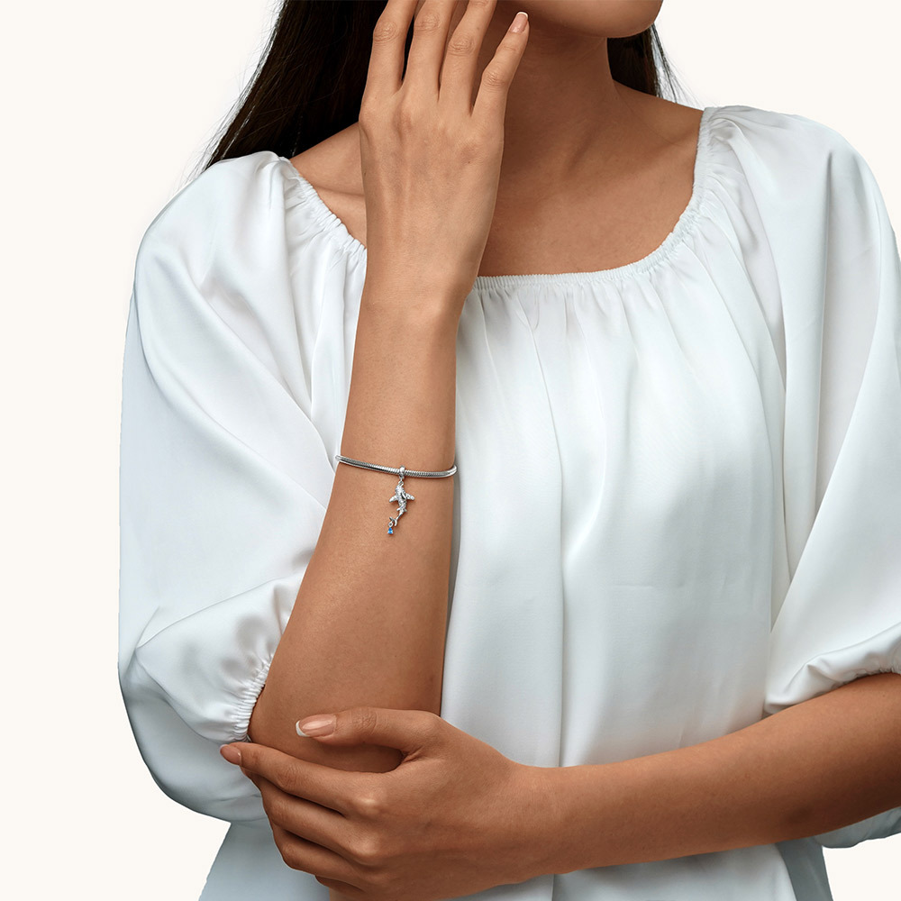 จี้ฉลามเปล่งประกาย image number 3