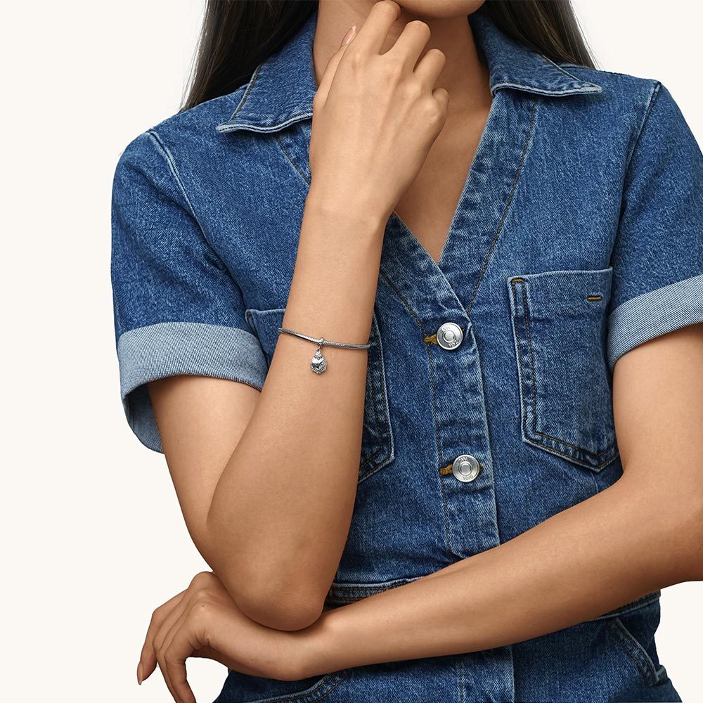 

จี้หัวใจศักดิ์สิทธิ์ image number 3