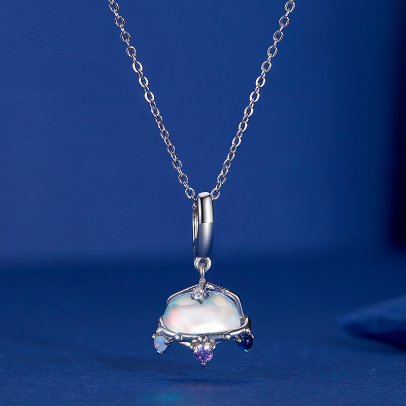 จี้รูปยานอวกาศ image number 2