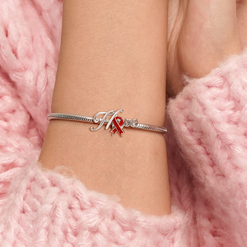 

เครื่องรางแห่งความหวังริบบิ้นสีแดง image number 4