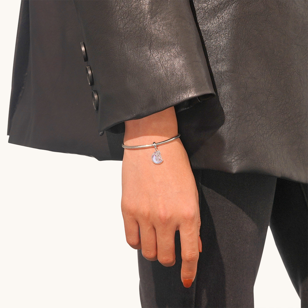 จี้ผีเสื้อบนดวงจันทร์ image number 5