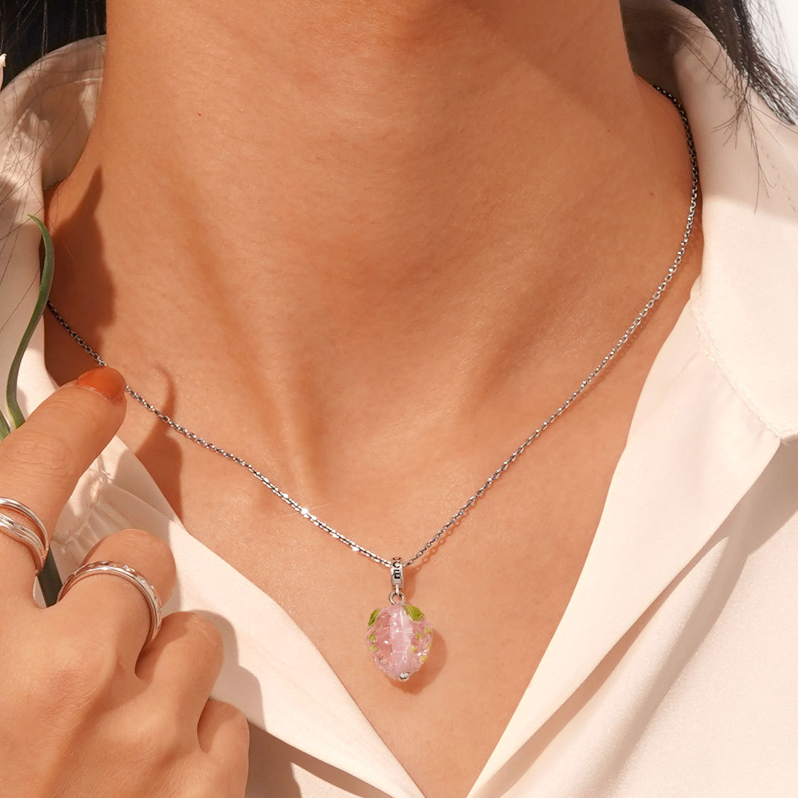 จี้สตรอว์เบอร์รีสีชมพู image number 4