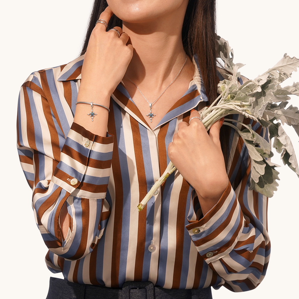 จี้กางเขนหัวใจแห่งความมืด image number 2