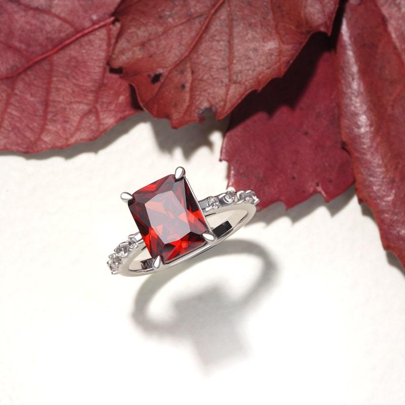 แหวนพลอยประจำวันเกิดทรงสี่เหลี่ยมผืนผ้า image number 3