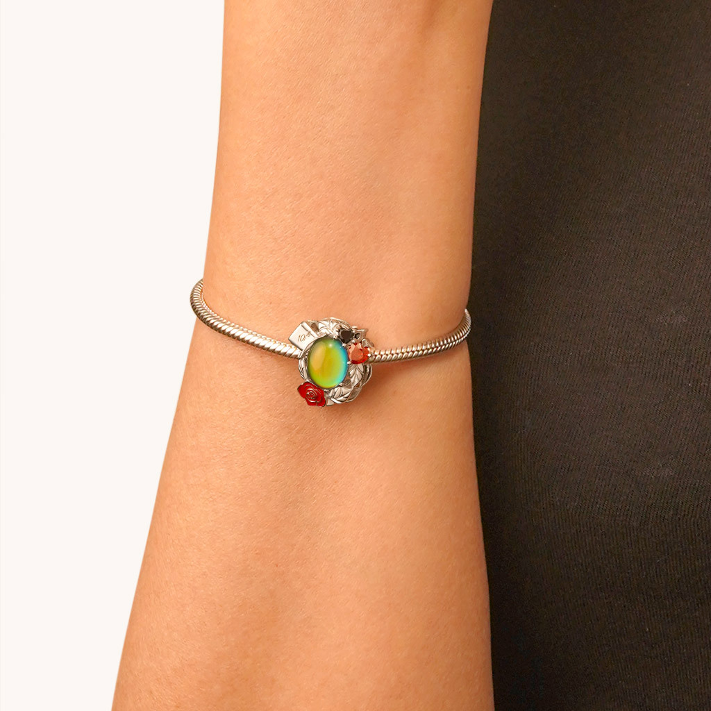 Red Rose Magic Mood Charm image number 5