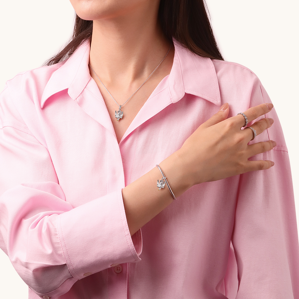 จี้ Gyrfalcon image number 3