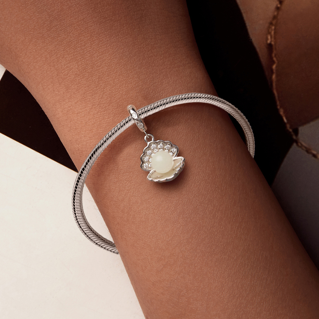 

จี้เปลือกหอยเรืองแสงในที่มืด image number 5