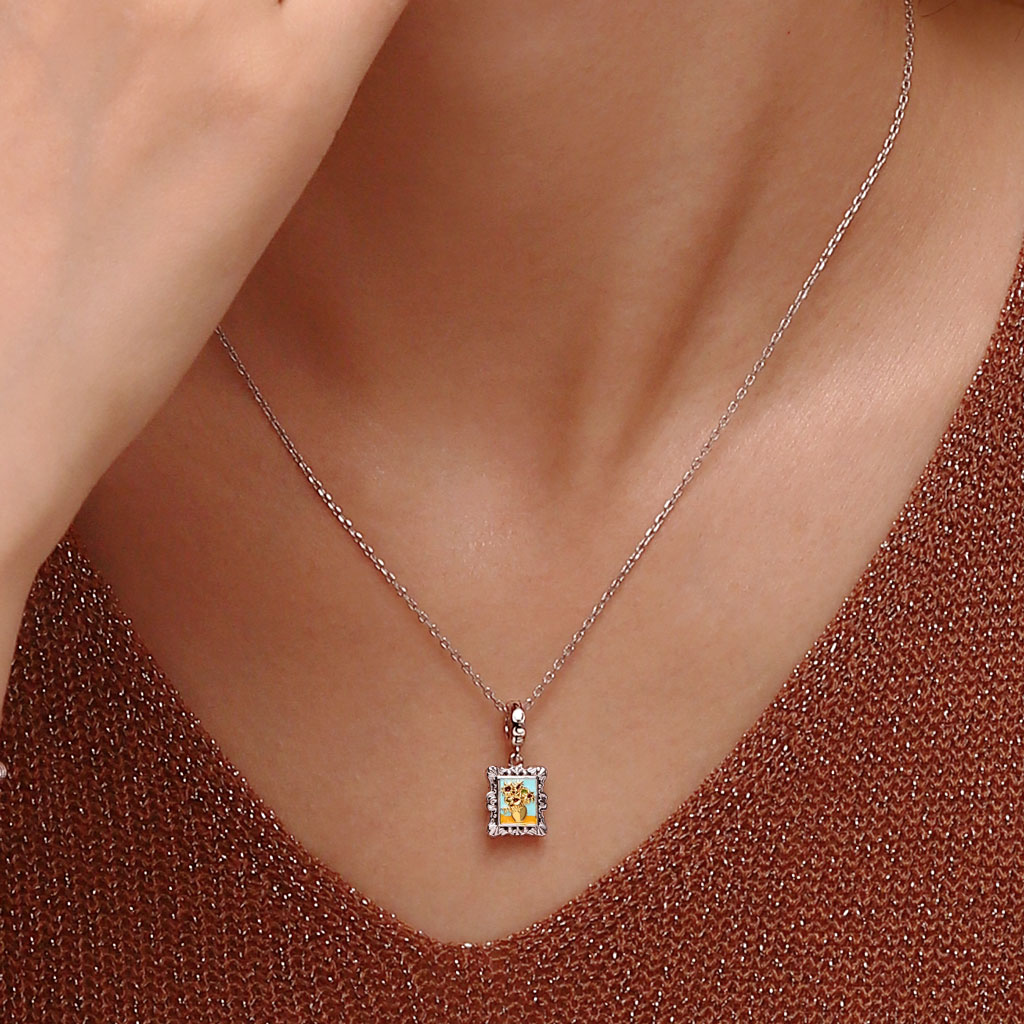 

จี้กรอบทานตะวันของ Van Gogh image number 4