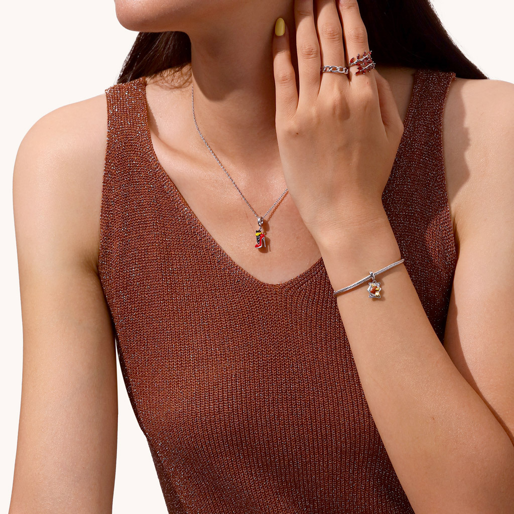 

จี้ปลาชุบแป้งทอดและมันฝรั่งทอด image number 3