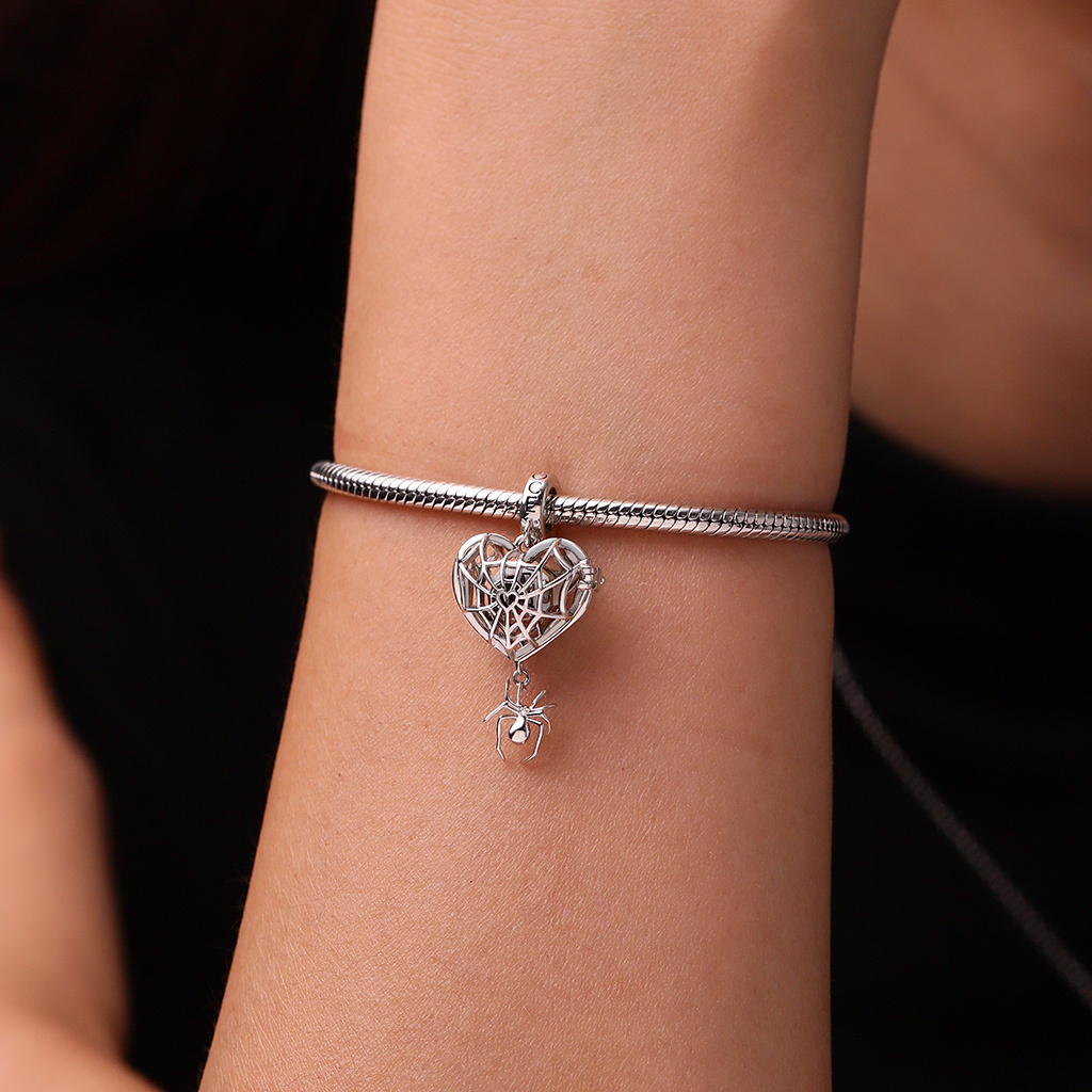 จี้รูปใยแมงมุมรักเรืองแสง LED ไร้สาย image number 6