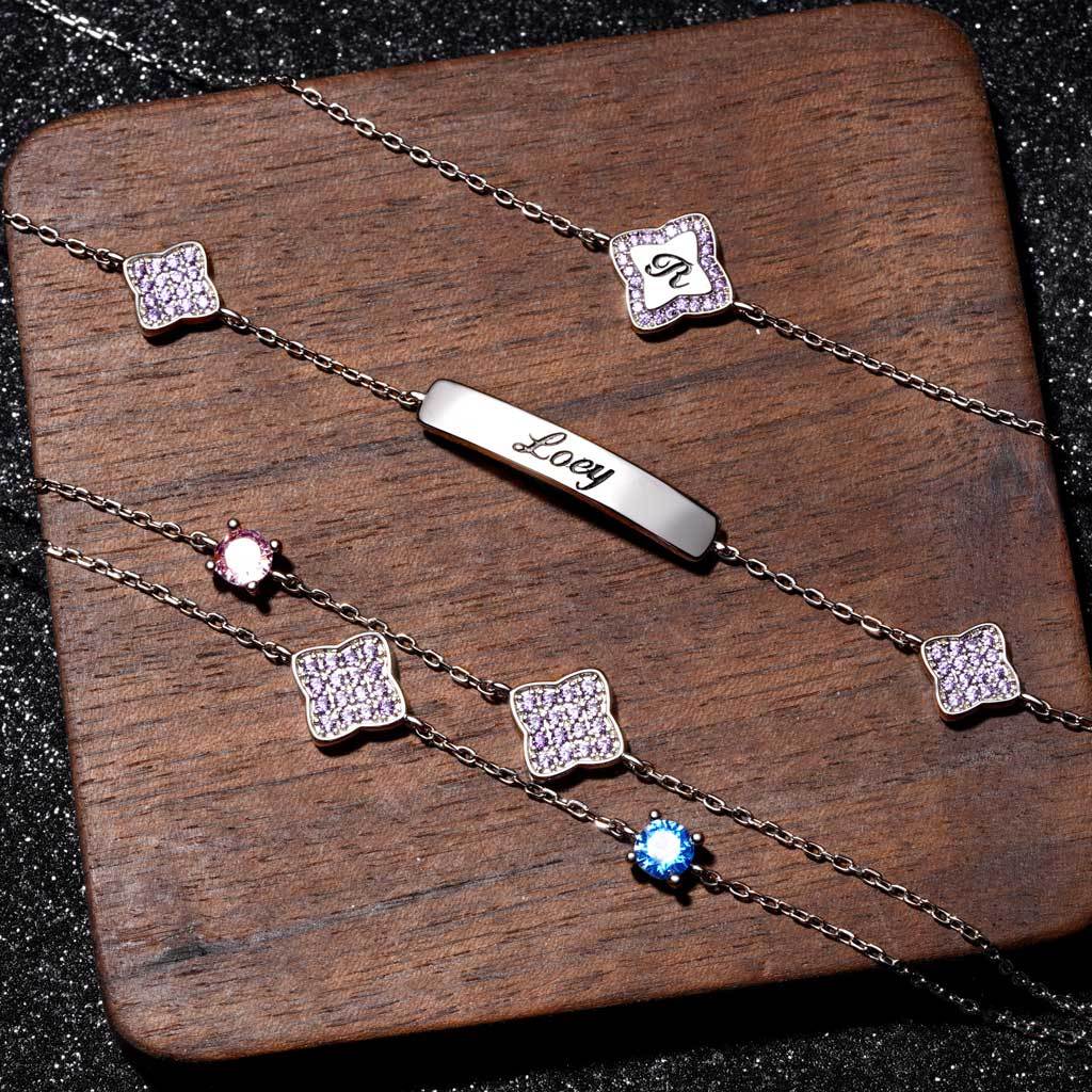 สร้อยข้อมือโคลเวอร์สี่ใบที่สามารถสลักได้ image number 3