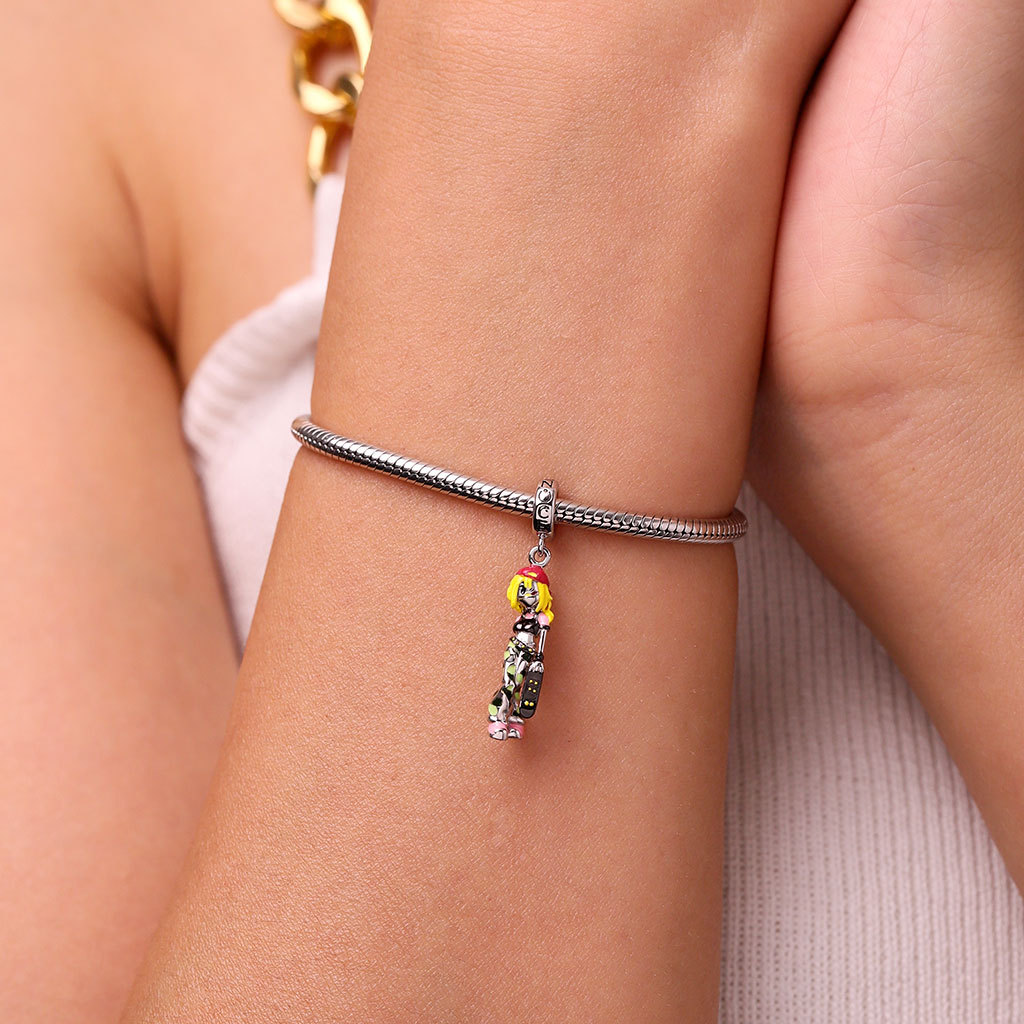 

Ghosttundra Jay Pendant image number 6