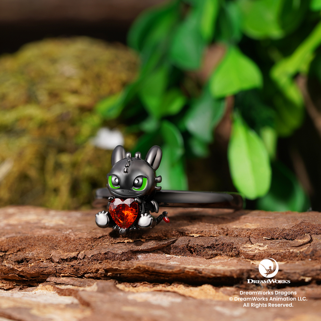 Toothless โอบกอดแหวนหัวใจ image number 1