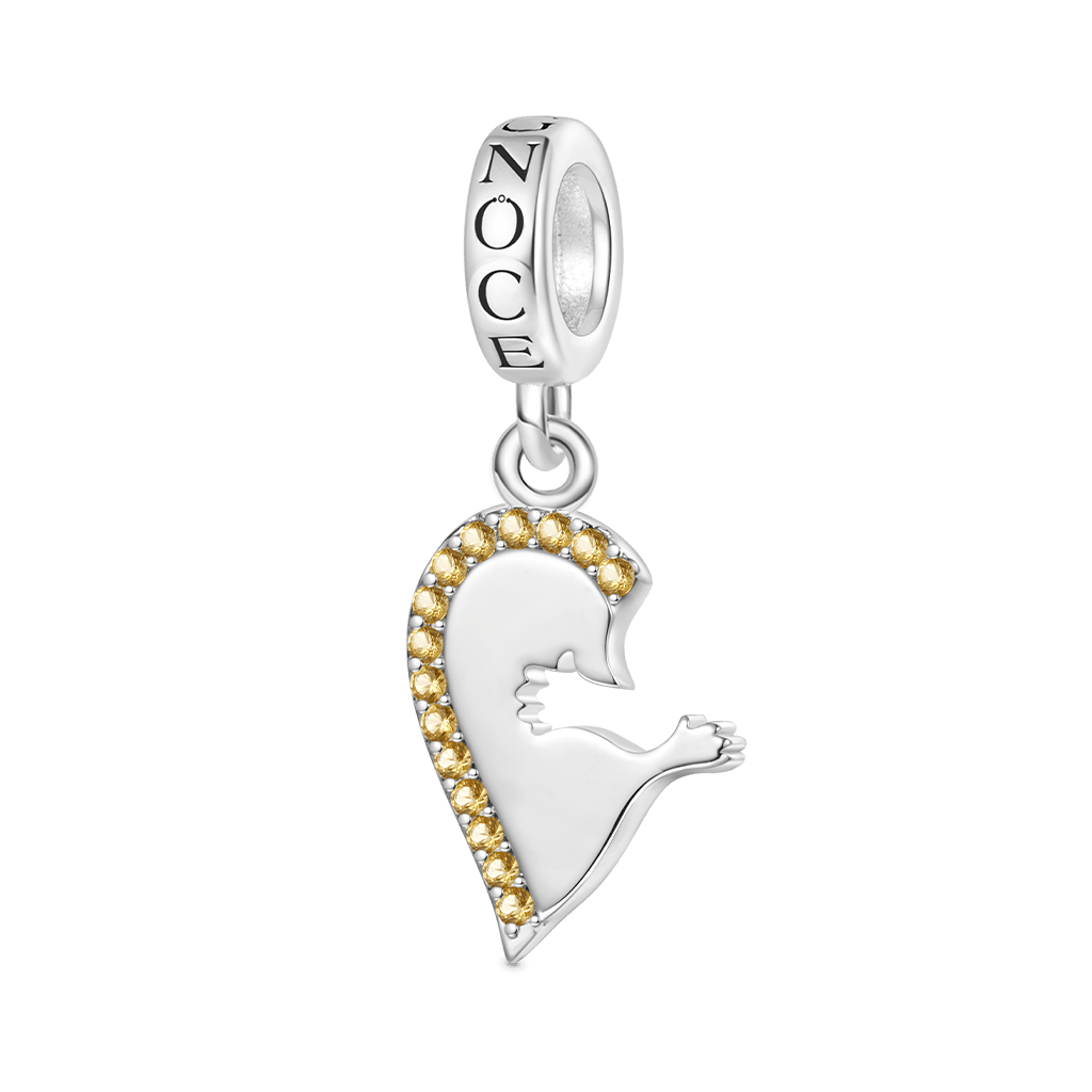 จี้หัวใจปักเย็บแบบกอดส่วนตัว image number 3