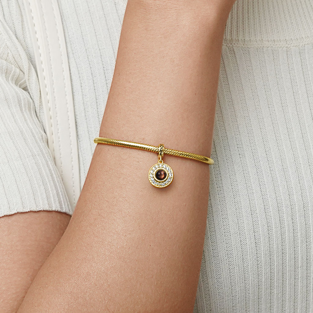 จี้รูปถ่ายฉายภาพชุบทอง 18k image number 2