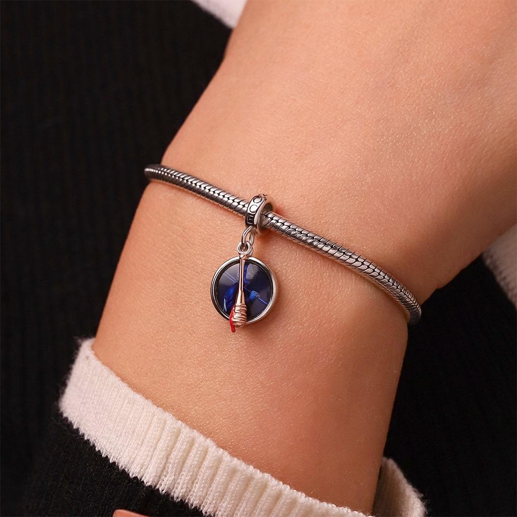 จี้ Negan Smith & Baseball Rod image number 6