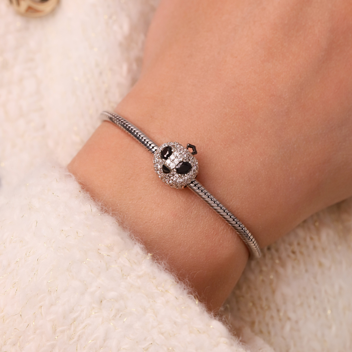 

เสน่ห์หน้าเอเลี่ยนฟักทอง image number 4