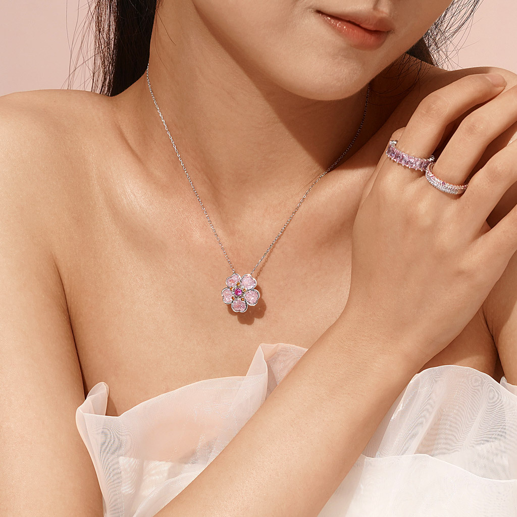 สร้อยคอรูปหัวใจ Cherry Blossoms Cut image number 5