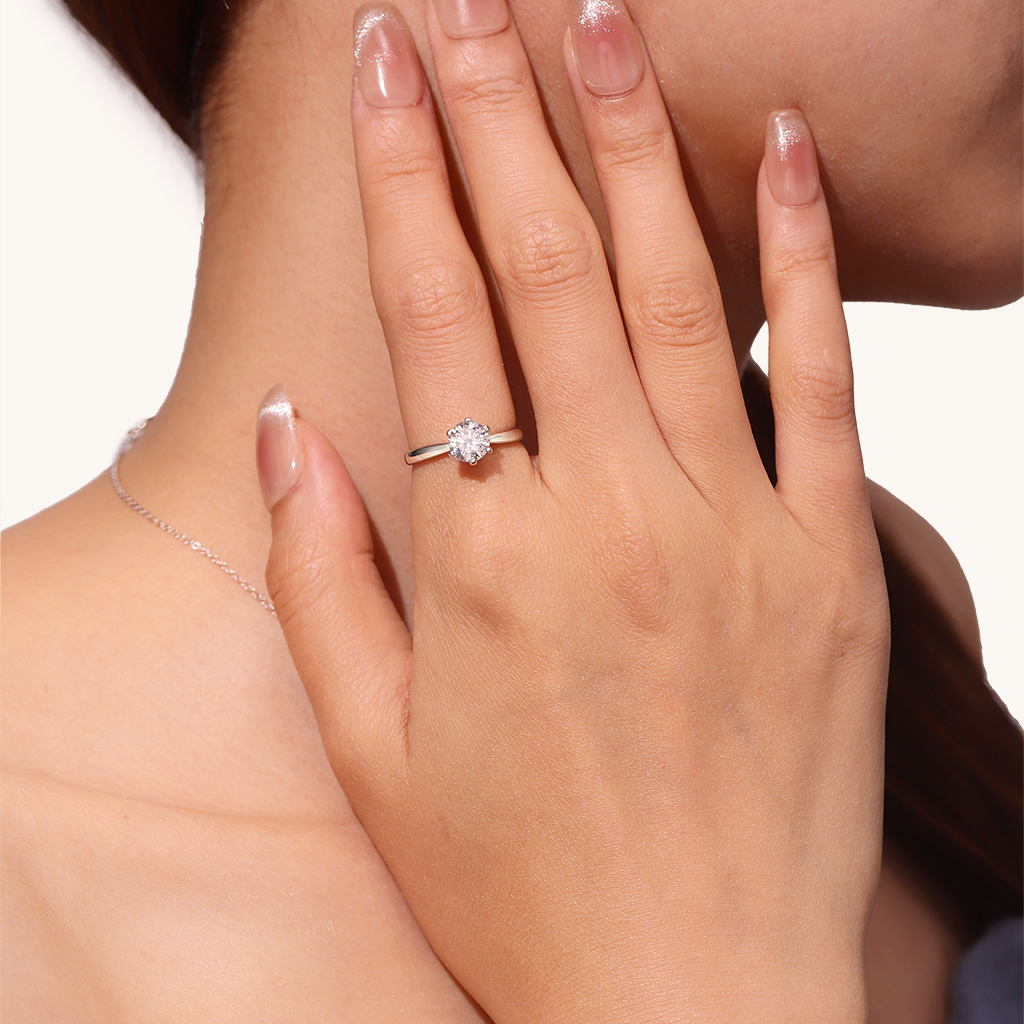 แหวน Moissanite แบบฮาโล 0.5 กะรัตสุดคลาสสิก image number 4