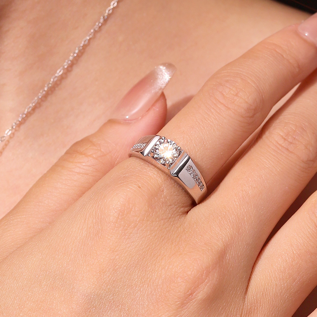 แหวนแต่งงาน Moissanite 1 กะรัตสุดหรูสำหรับผู้ชาย image number 4