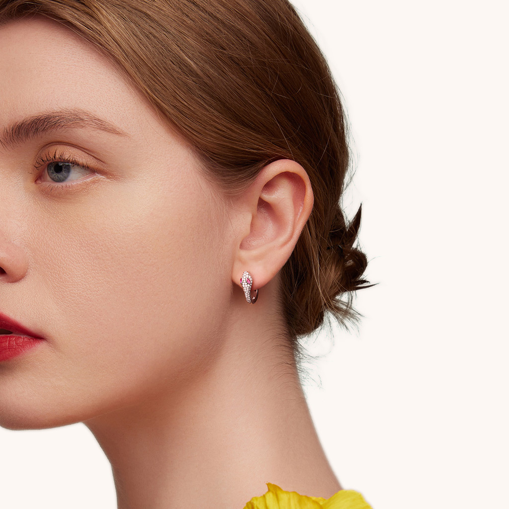 ต่างหูรูปงูประดับเพชร image number 3