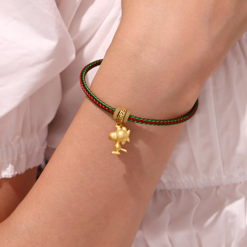 สร้อยข้อมือพื้นฐานสีแดงและสีเขียว image number 4