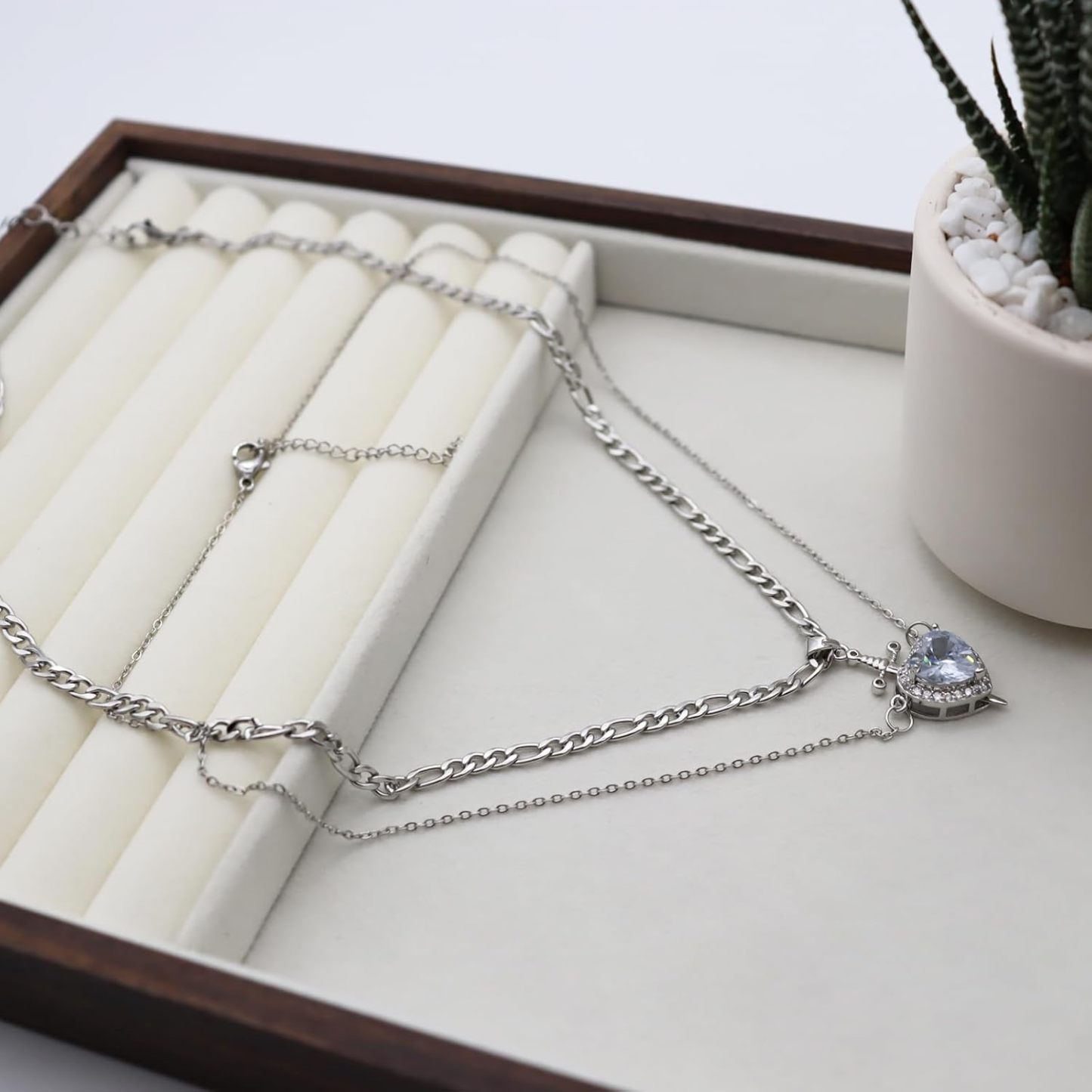 Collar De Espada Y Corazón Para Parejas, Cadena De Acero Inoxidable Con Ondas De Agua, Estilo Cubano, Delicado Y Moderno Conjunto De Collar De Espada Y Corazón A Juego, Regalo De Joyería. - 