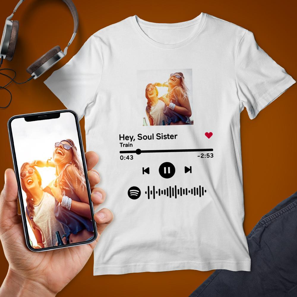 Camiseta De Algodón Gris Con Diseño De Portada De Álbum Y Código Escaneable De Spotify Personalizado. - 