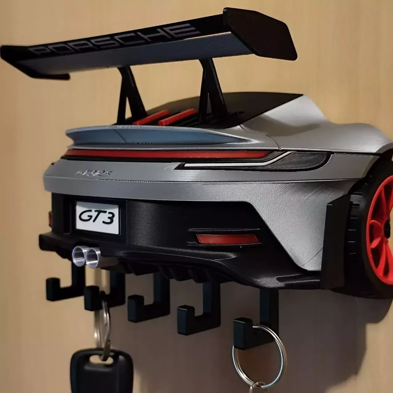 Llavero Con Forma De Alerón Trasero Estilo Carreras: Regalo Premium Con Temática De Autos Deportivos Para Hombres, Decoración Navideña Y Organizador De Llaves Para La Entrada. - 